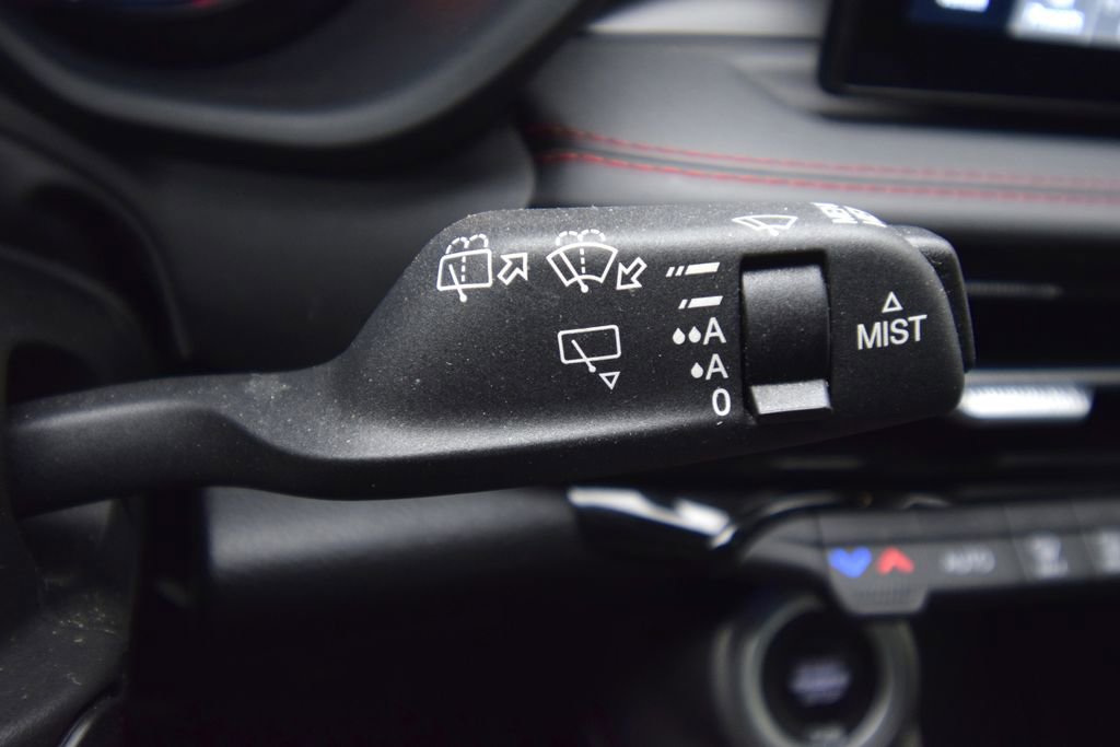 Used 2024 Dodge Hornet GT w/ GT Blacktop Package image 34