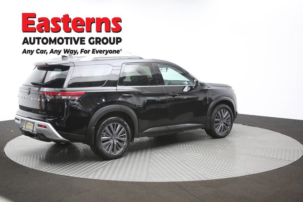 Used 2023 Nissan Pathfinder SL w/ SL Premium Package image 45