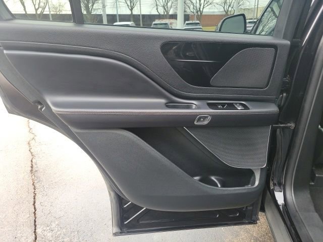 Certified 2023 Lincoln Aviator AWD w/ Premium Package image 22