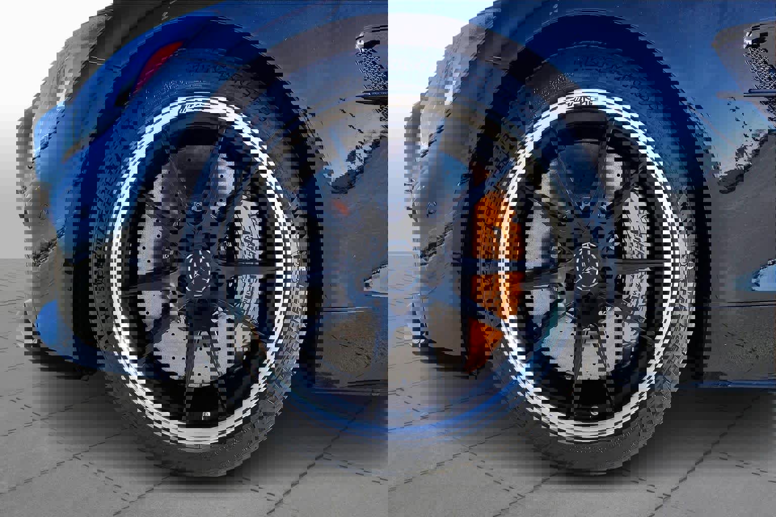 Used 2018 Mercedes-Benz AMG GT R image 10