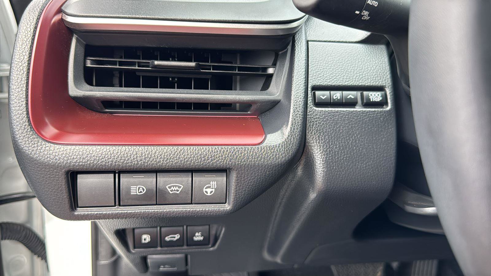 Used 2025 Toyota Prius Plug-In Hybrid w/ Limited Premium Package image 12