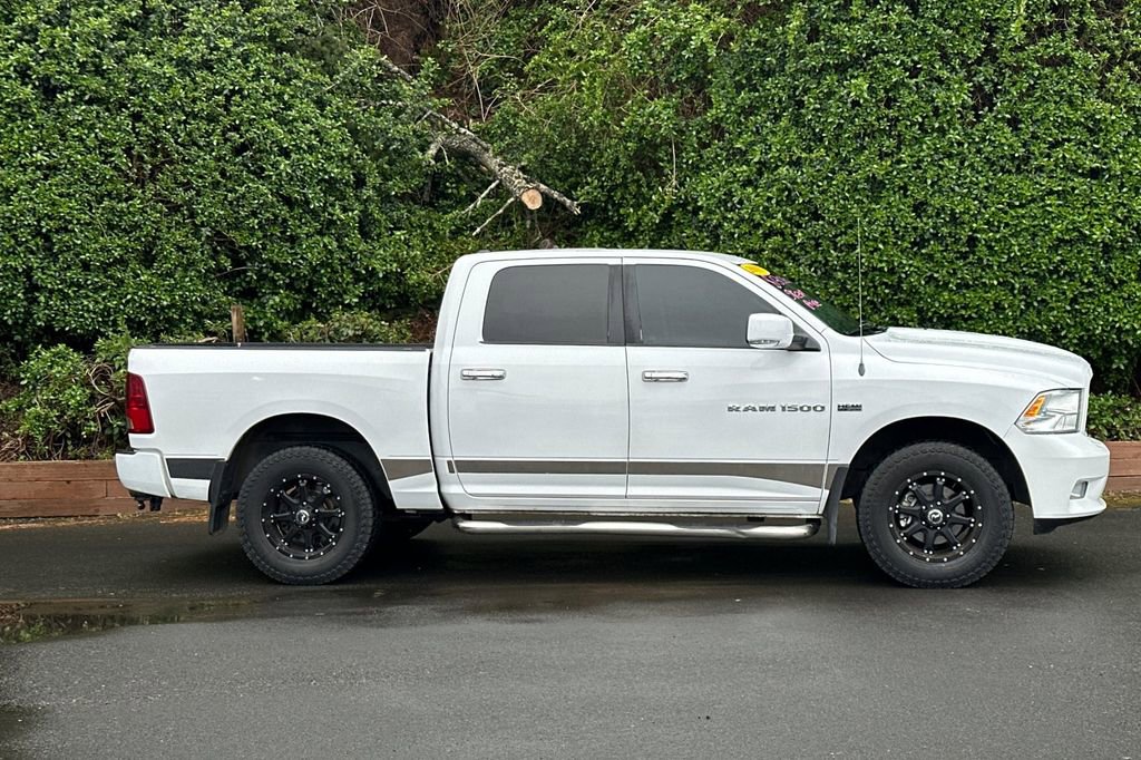 Used 2011 RAM 1500 Sport w/ Remote Start & Security Group AWD/4WD image 2