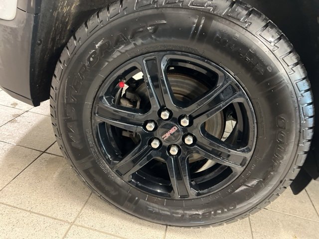 Used 2021 GMC Acadia AT4 w/ Trailering Package image 10