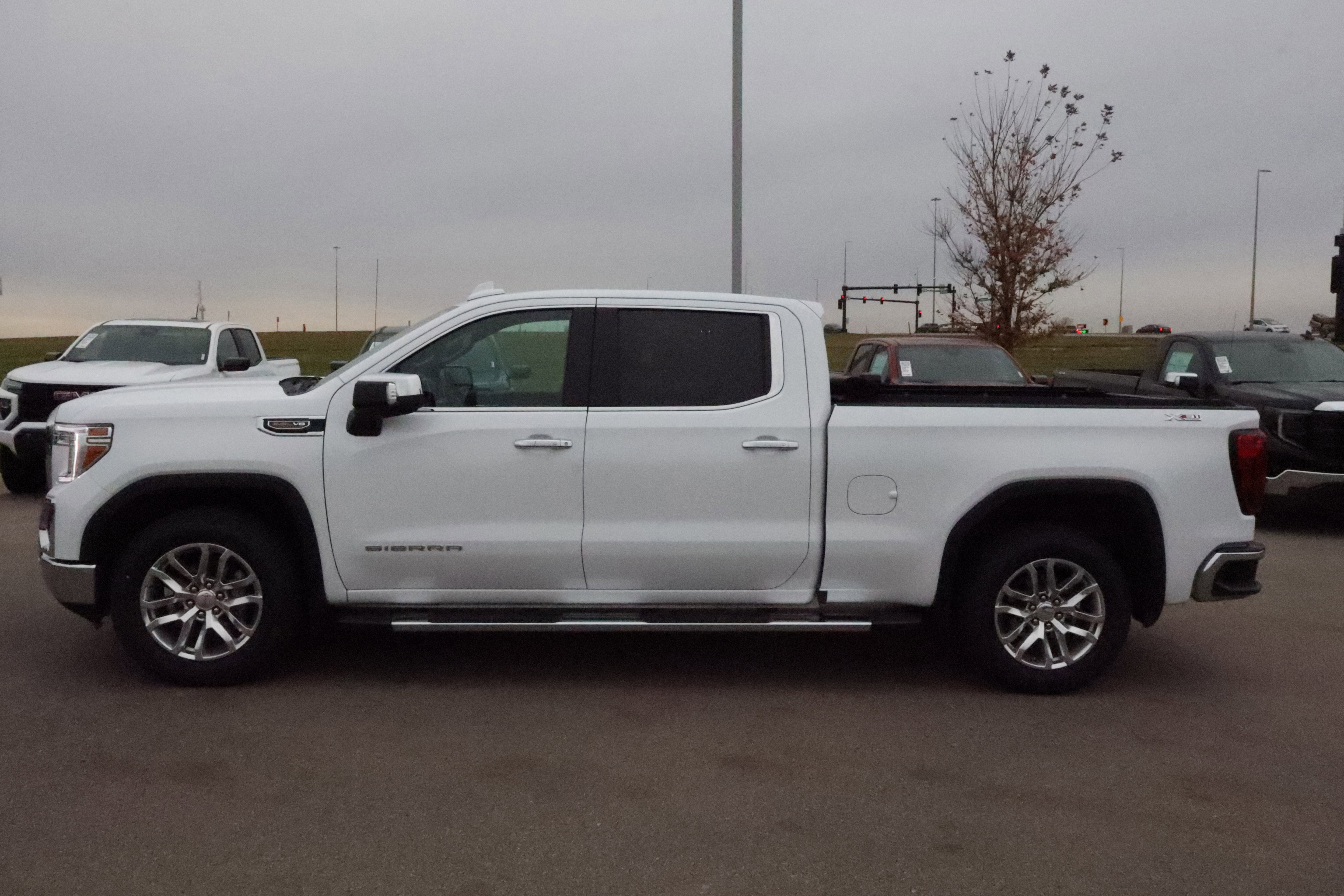 Certified 2022 GMC Sierra 1500 SLT w/ SLT Premium Plus Package image 4