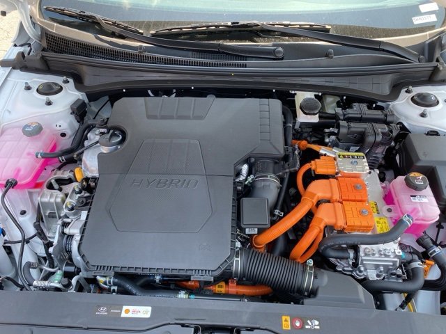 New 2025 Hyundai Elantra SEL image 38