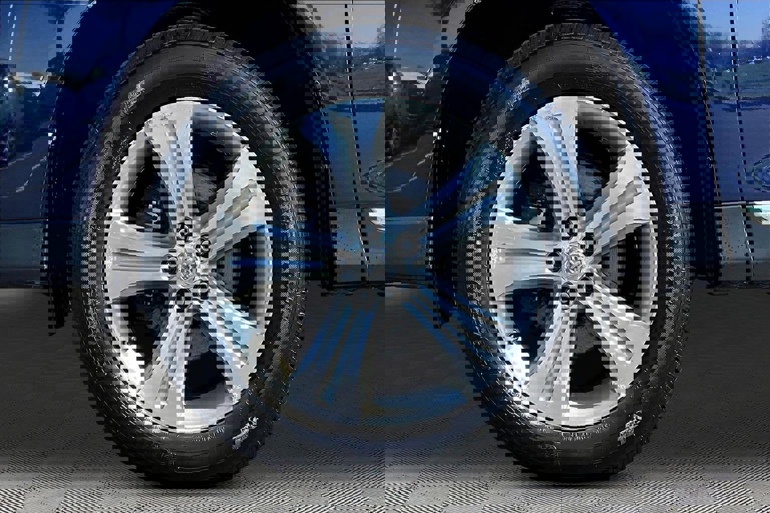 Used 2011 Toyota Highlander Limited w/ Tow Pkg image 35