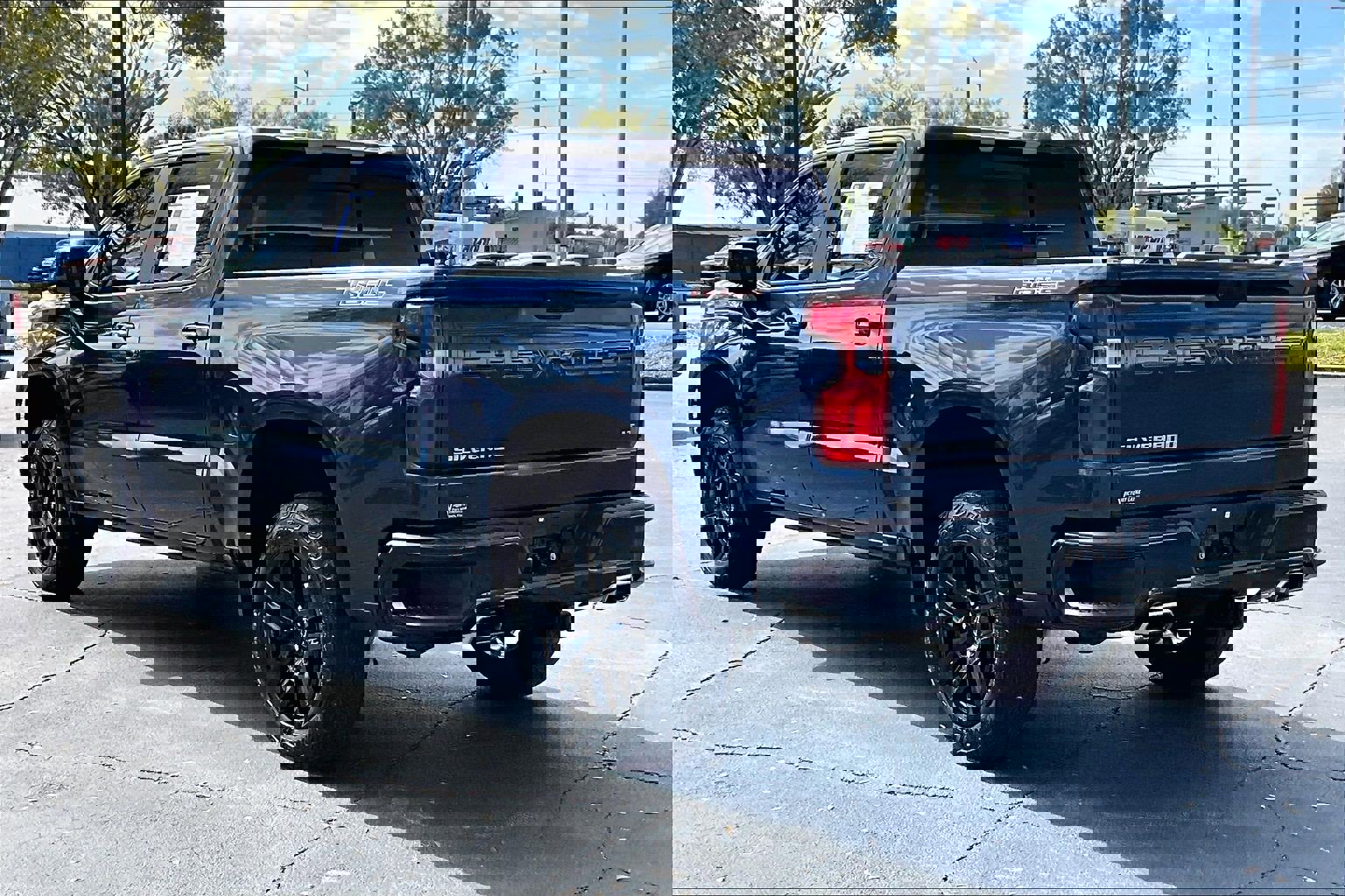 Certified 2021 Chevrolet Silverado 1500 LT Trail Boss w/ Convenience Package II image 3