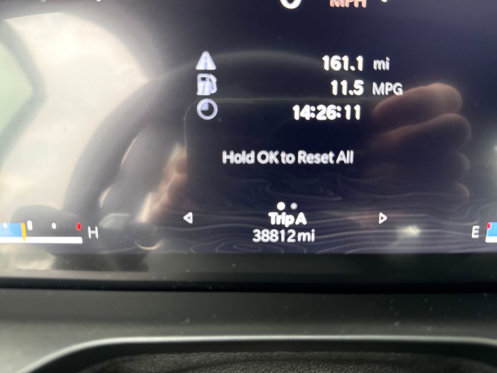Used 2024 Jeep Grand Cherokee Altitude AWD/4WD image 29