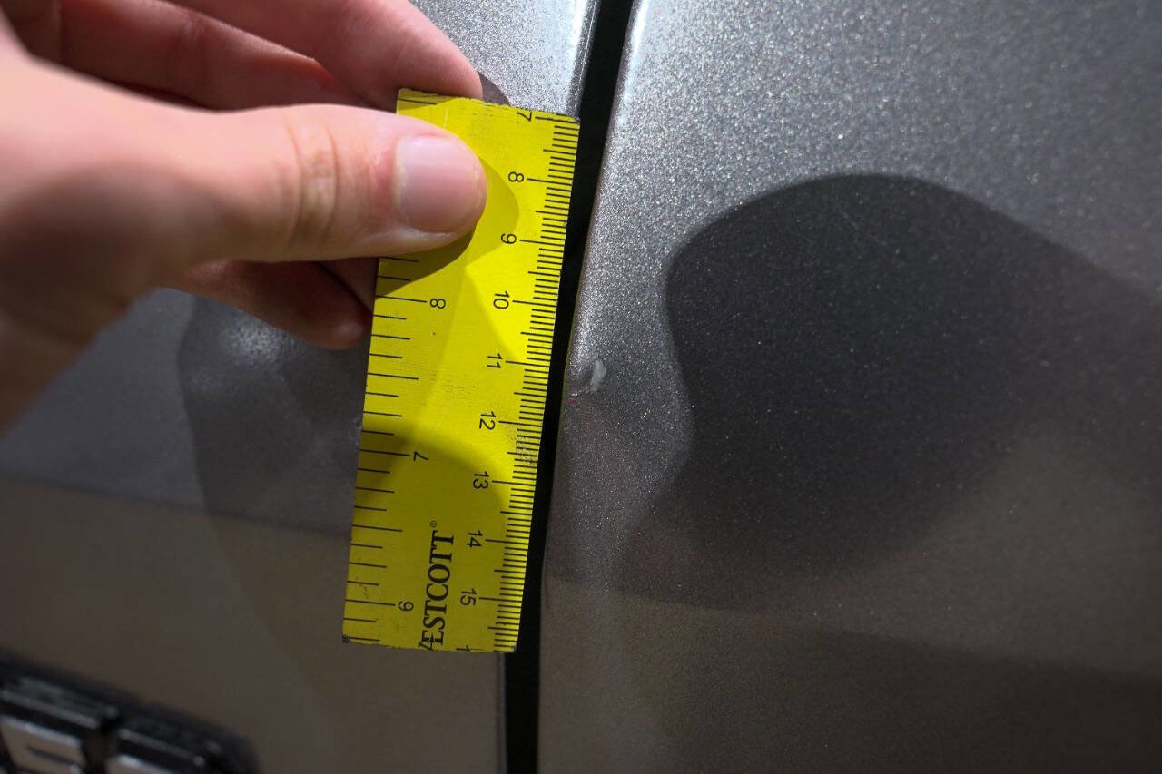 Used 1992 Dodge D/W Truck 250 image 29