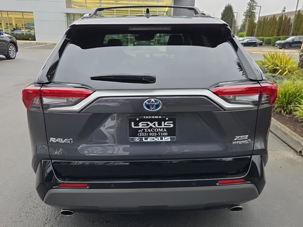 Used 2020 Toyota RAV4 XSE image 6