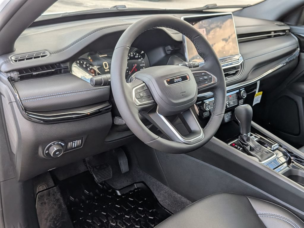 New 2026 Jeep Compass Latitude AWD/4WD image 31