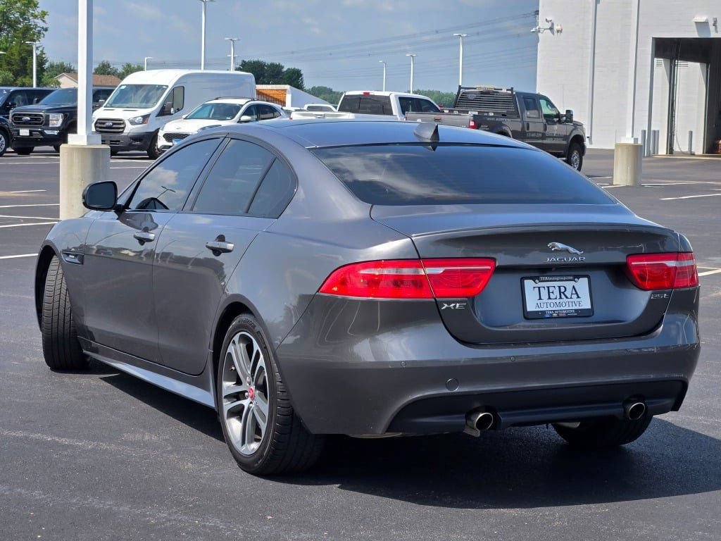 Used 2019 Jaguar XE R-Sport RWD image 15