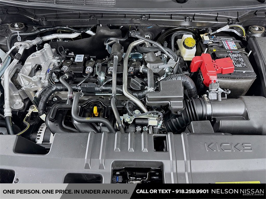 New 2025 Nissan Kicks SR w/ SR Premium Package image 29