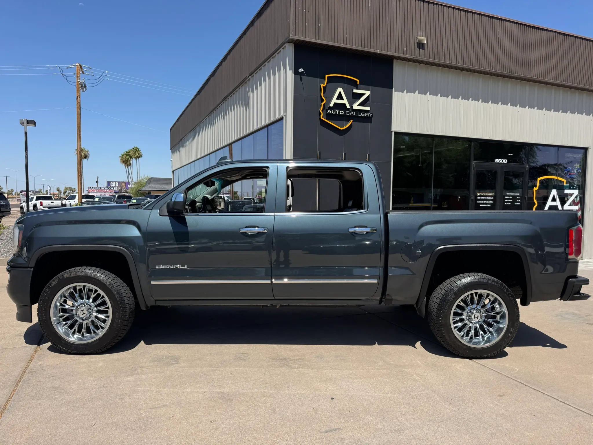 Used 2017 GMC Sierra 1500 Denali AWD/4WD image 9