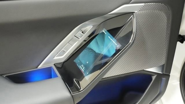 Certified 2024 BMW i7 M70 image 22