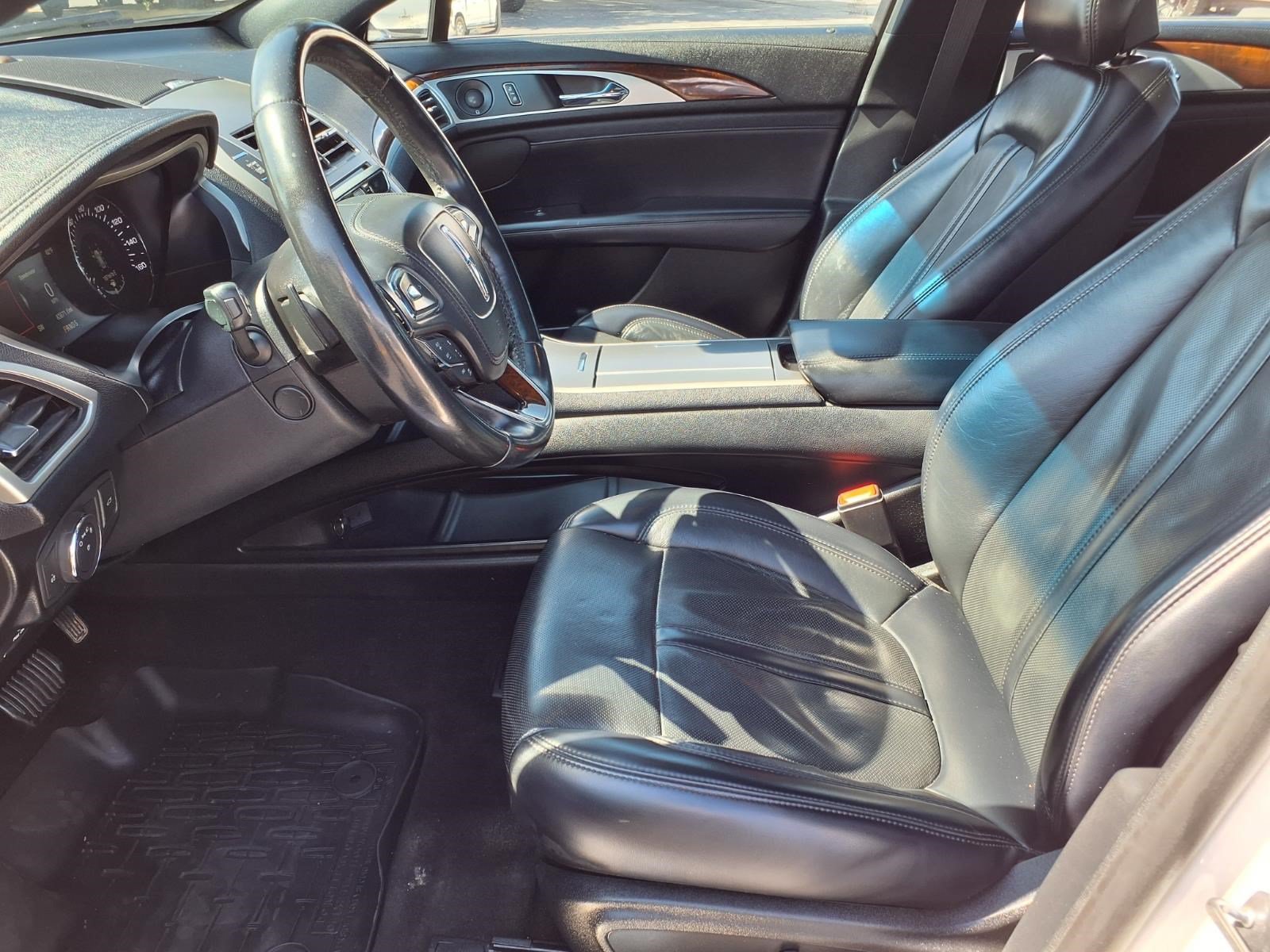 Used 2019 Lincoln MKZ Reserve AWD/4WD image 14