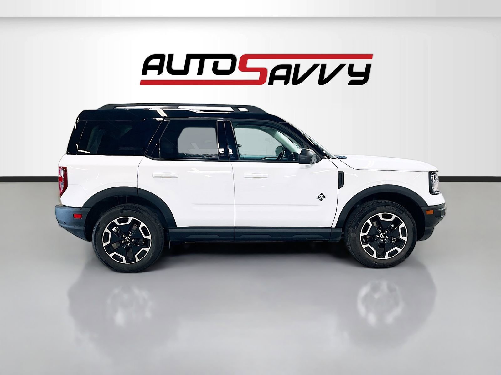 Used 2024 Ford Bronco Sport Outer Banks w/ Tech Package image 8
