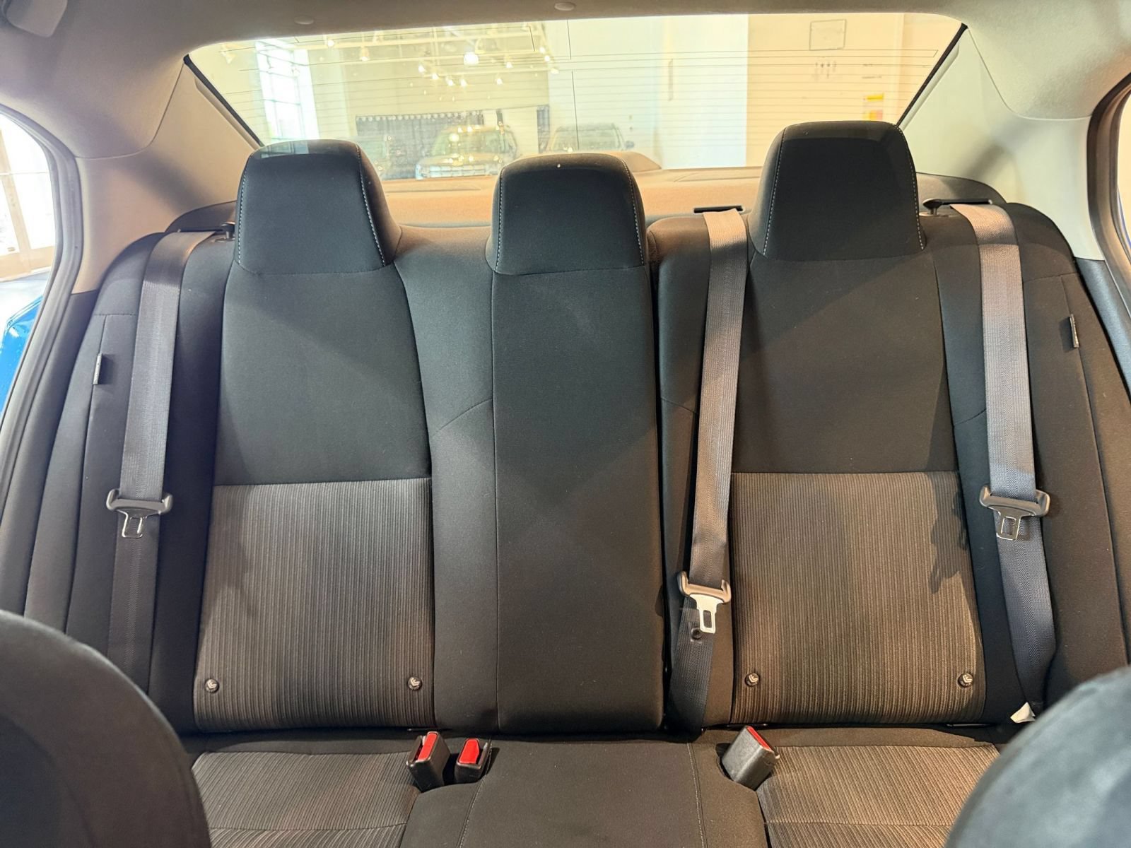 Used 2025 Nissan Sentra SV FWD image 32