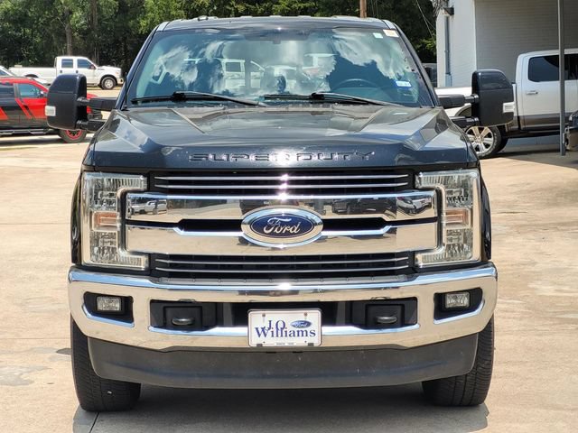Used 2017 Ford F250 Lariat w/ Lariat Value Package AWD/4WD image 2