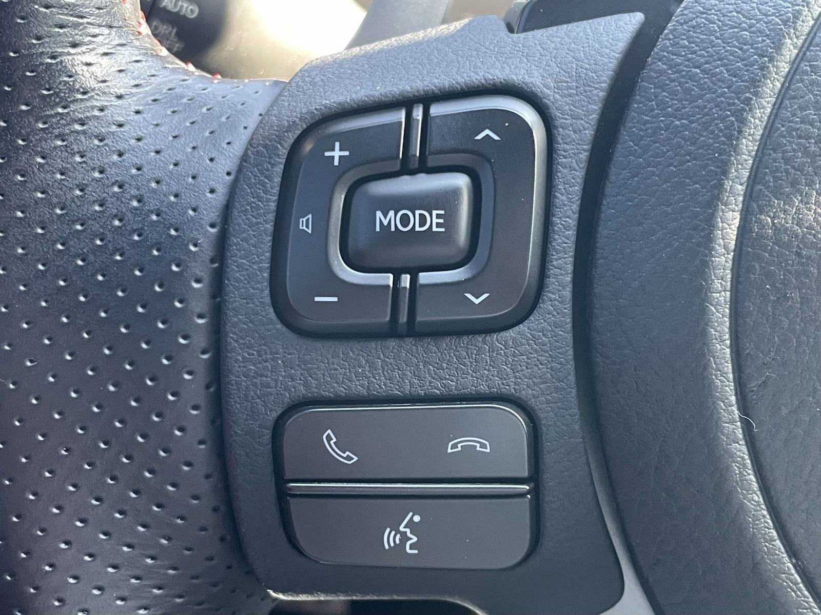 Used 2022 Lexus IS 350 F Sport w/ Navigation Package RWD image 25