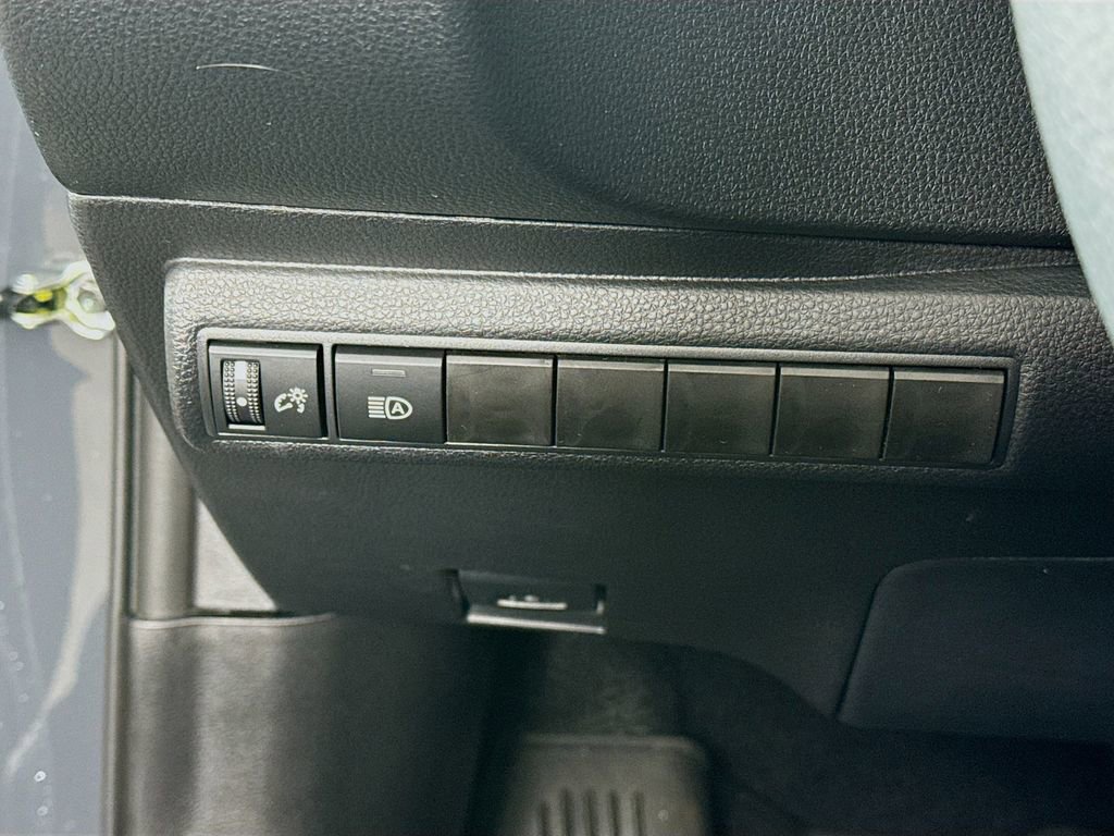 New 2026 Toyota Corolla LE image 10