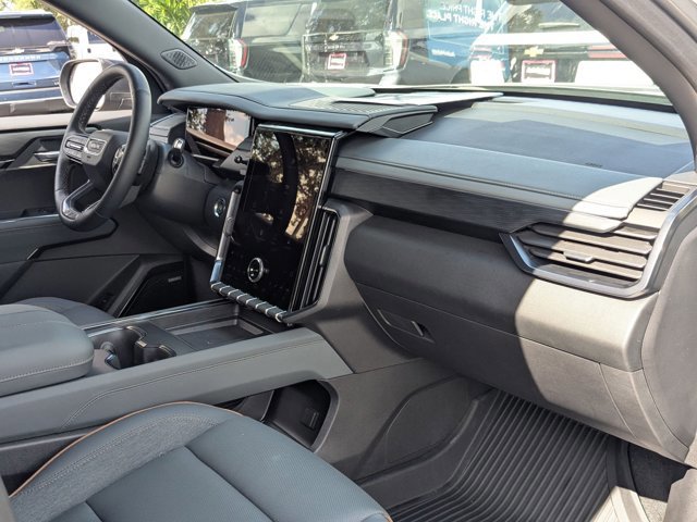 Certified 2025 GMC Acadia AT4 w/ Luxury Package image 20