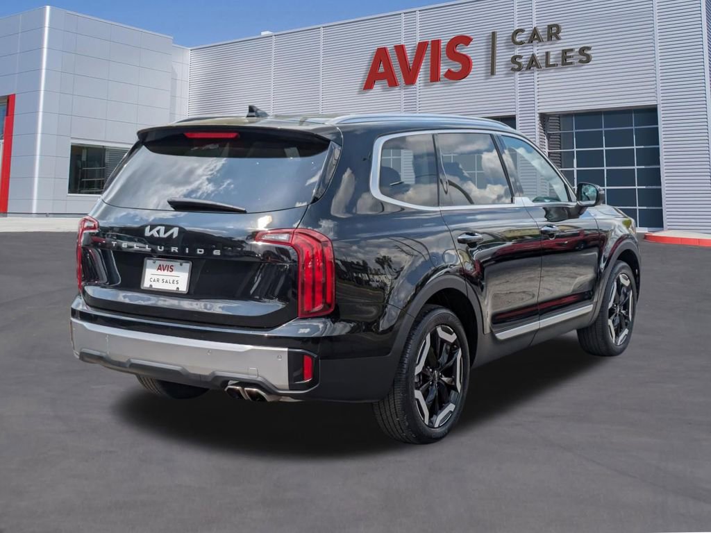 Used 2025 Kia Telluride S image 6