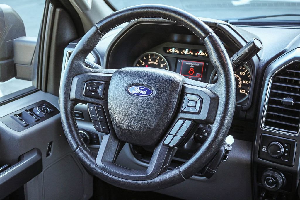 Used 2018 Ford F150 XLT w/ Equipment Group 302A Luxury AWD/4WD image 19