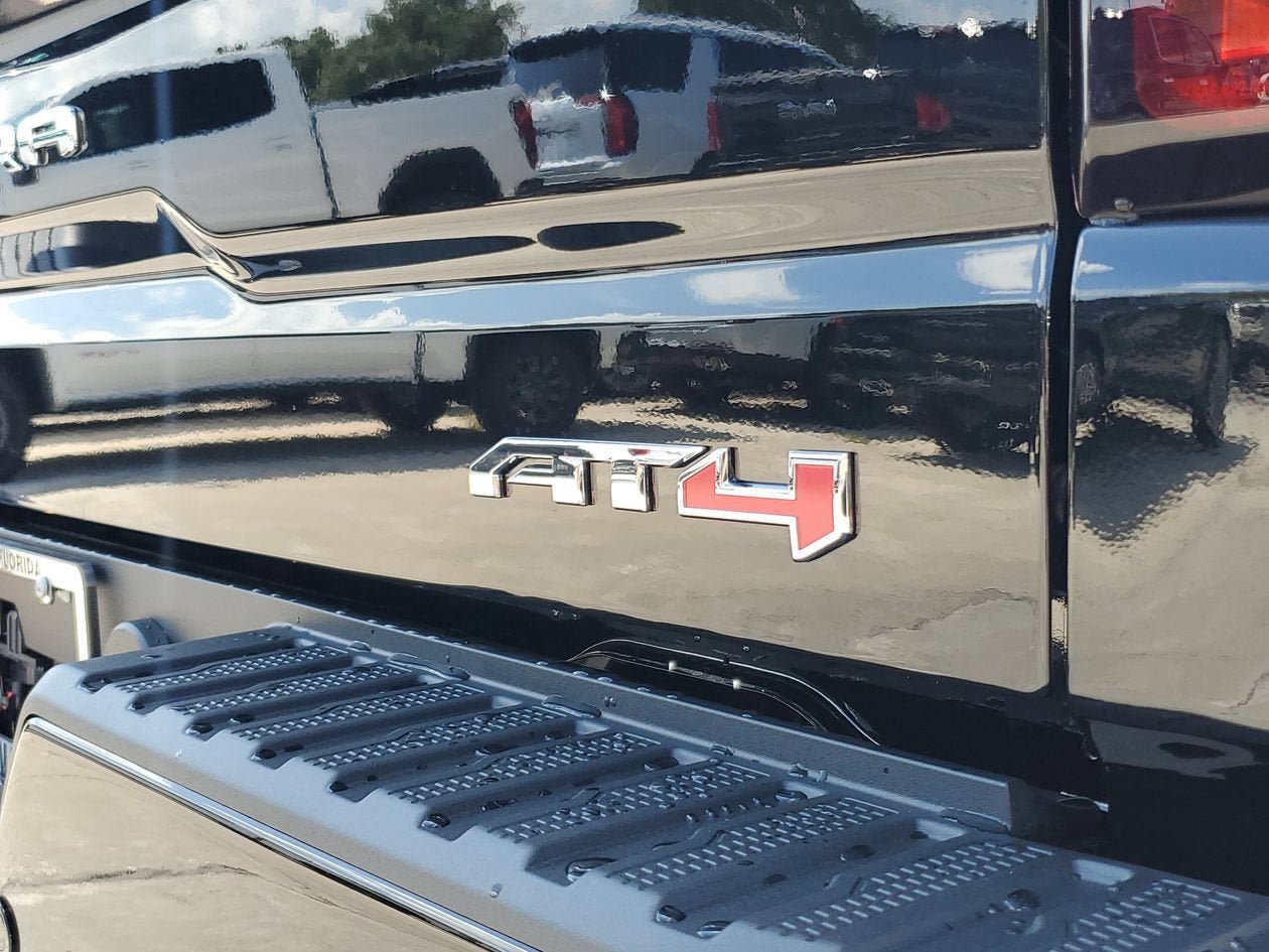 New 2026 GMC Sierra 1500 AT4 w/ AT4 Premium Package AWD/4WD image 9