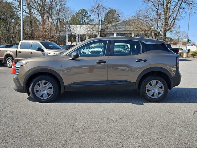 Used 2025 Nissan Kicks S image 4