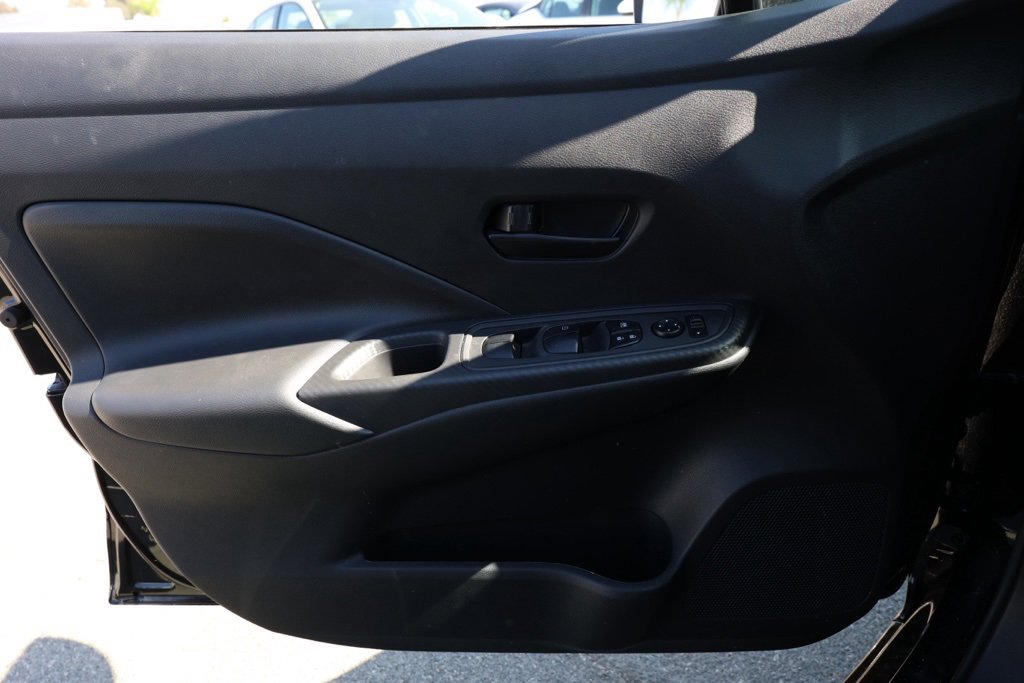 Used 2025 Nissan Versa S image 20