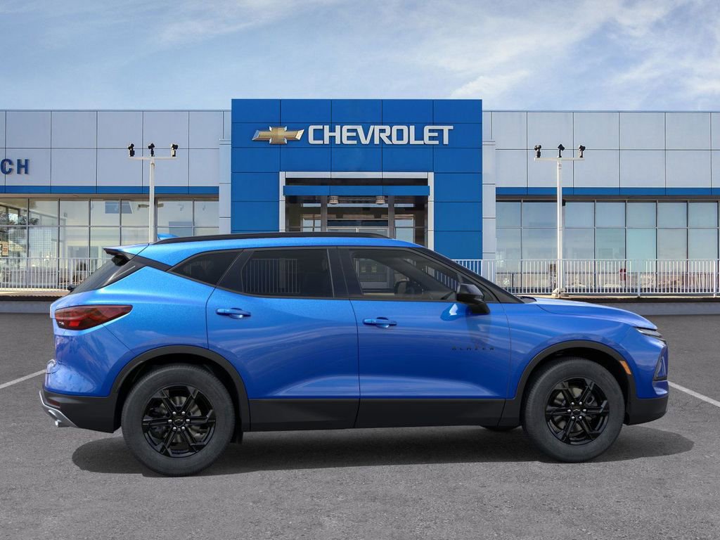 New 2026 Chevrolet Blazer LT w/ Midnight/Sport Edition AWD/4WD image 5