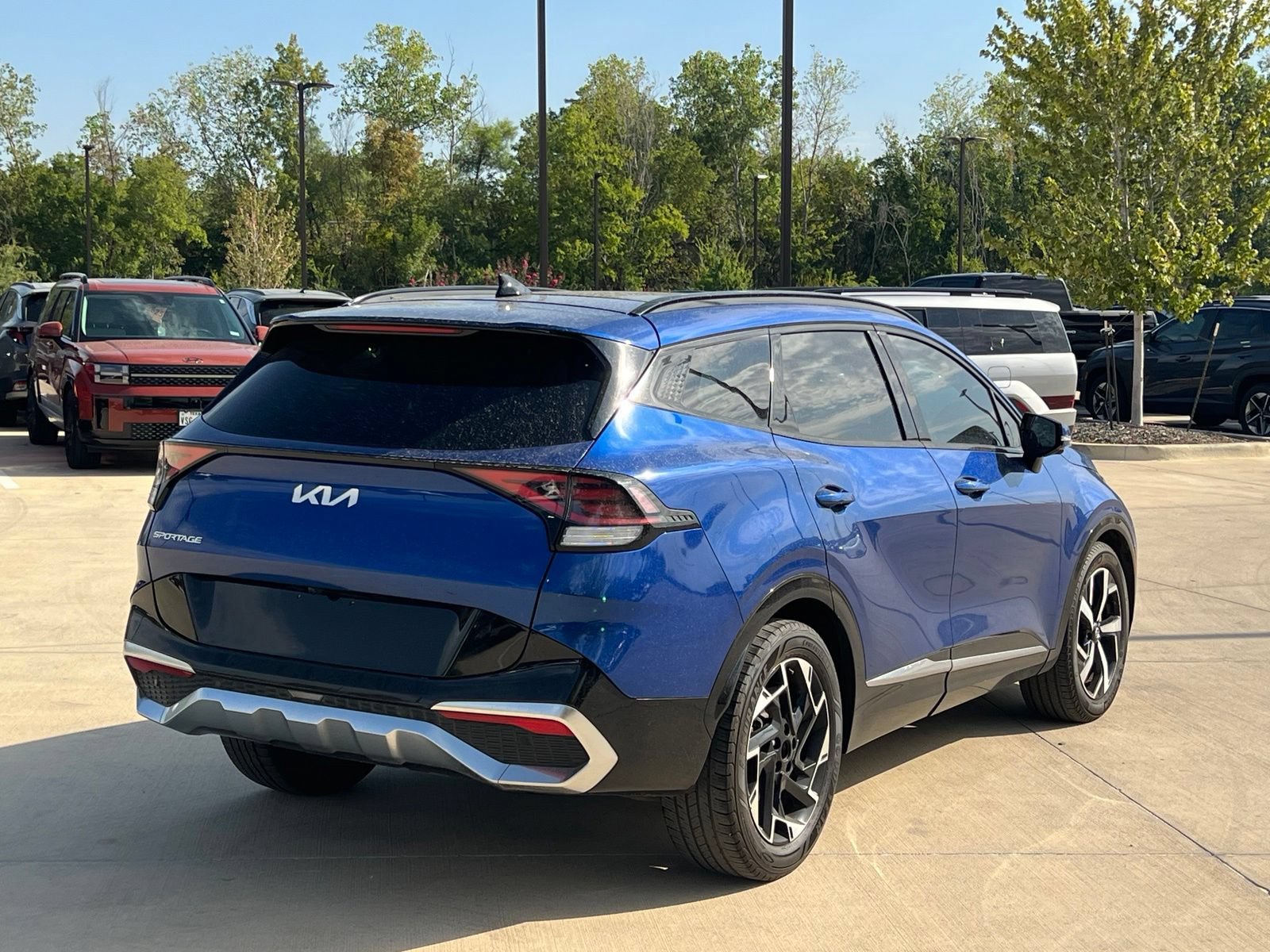 Used 2023 Kia Sportage SX FWD image 11