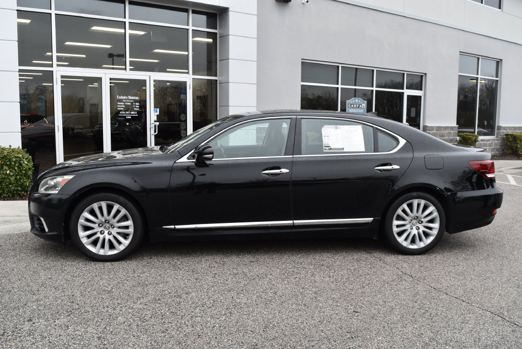 Used 2014 Lexus LS 460 L w/ Ultra Luxury Package AWD/4WD image 4