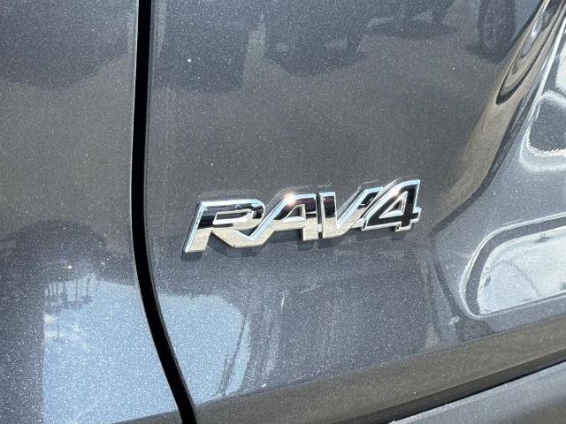 Used 2019 Toyota RAV4 XLE image 28