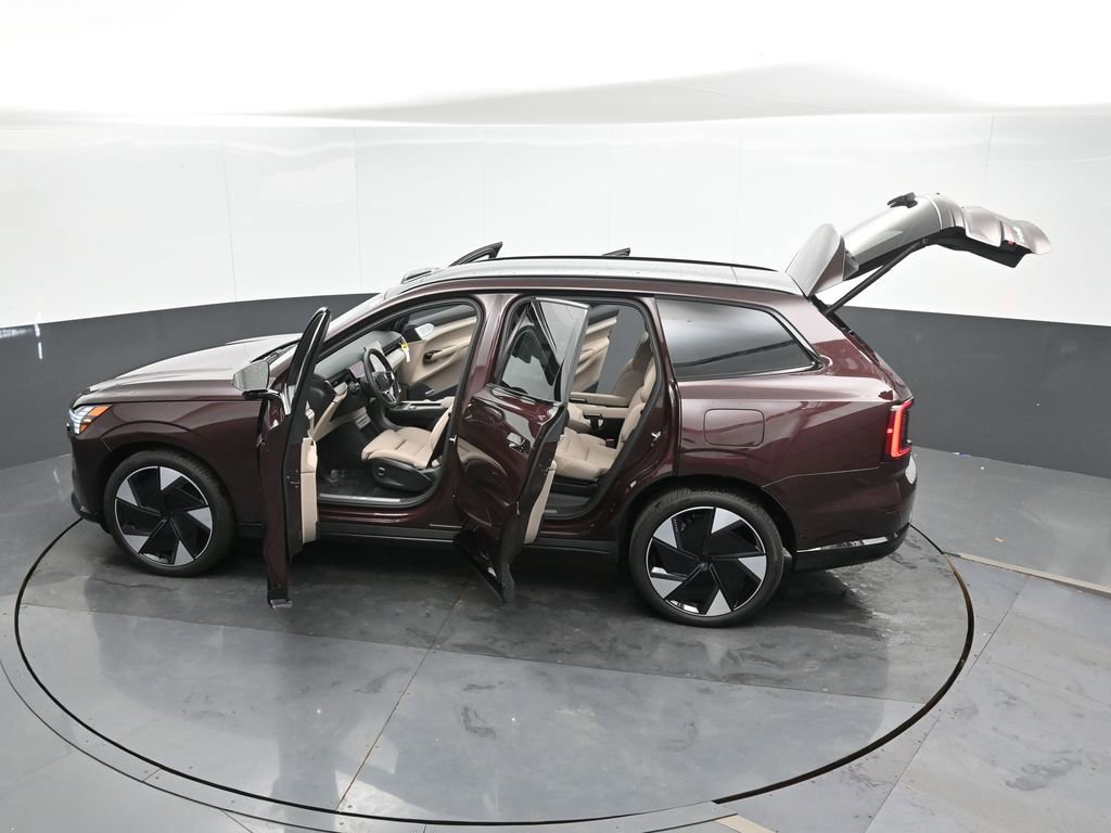 New 2025 Volvo EX90 Ultra image 50