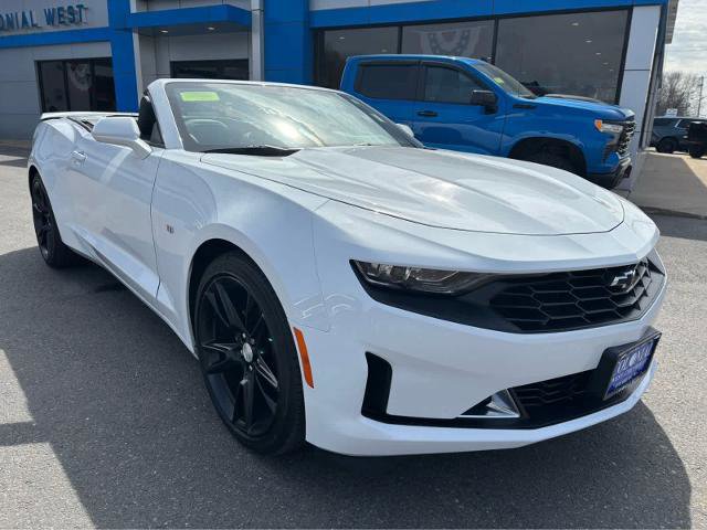 Used 2024 Chevrolet Camaro LT w/ RS Package image 23