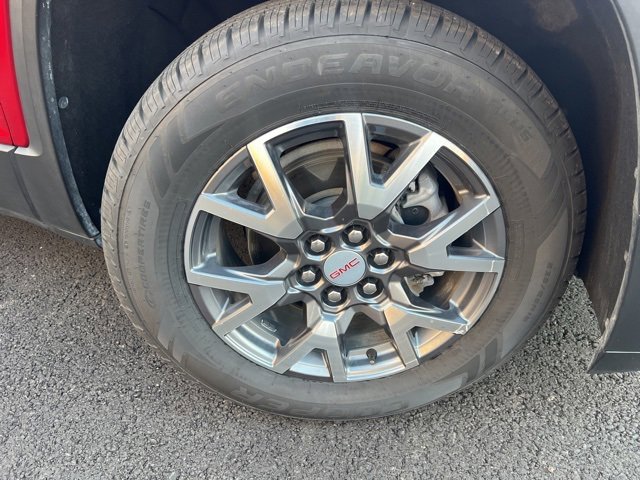 Used 2023 GMC Acadia SLT image 10