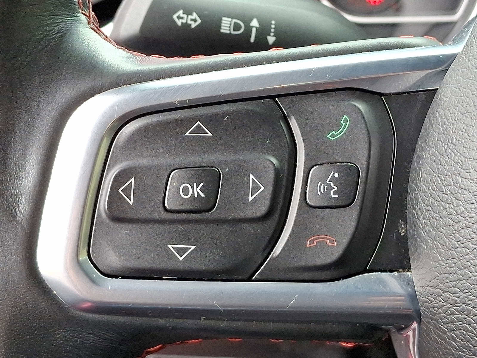 Used 2022 Jeep Wrangler Unlimited Rubicon w/ Cold Weather Group image 22