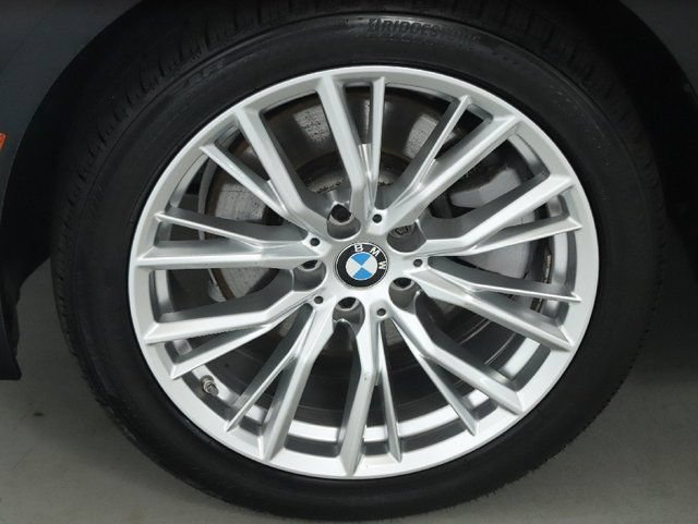 Used 2023 BMW 330i xDrive Sedan w/ Premium Package AWD/4WD image 38