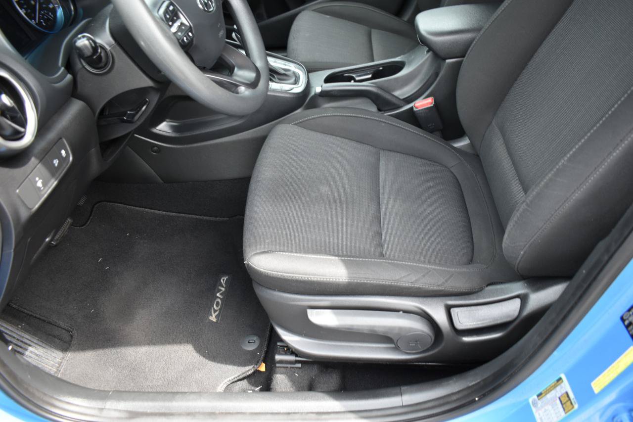 Used 2022 Hyundai Kona SEL w/ Cargo Package FWD image 25