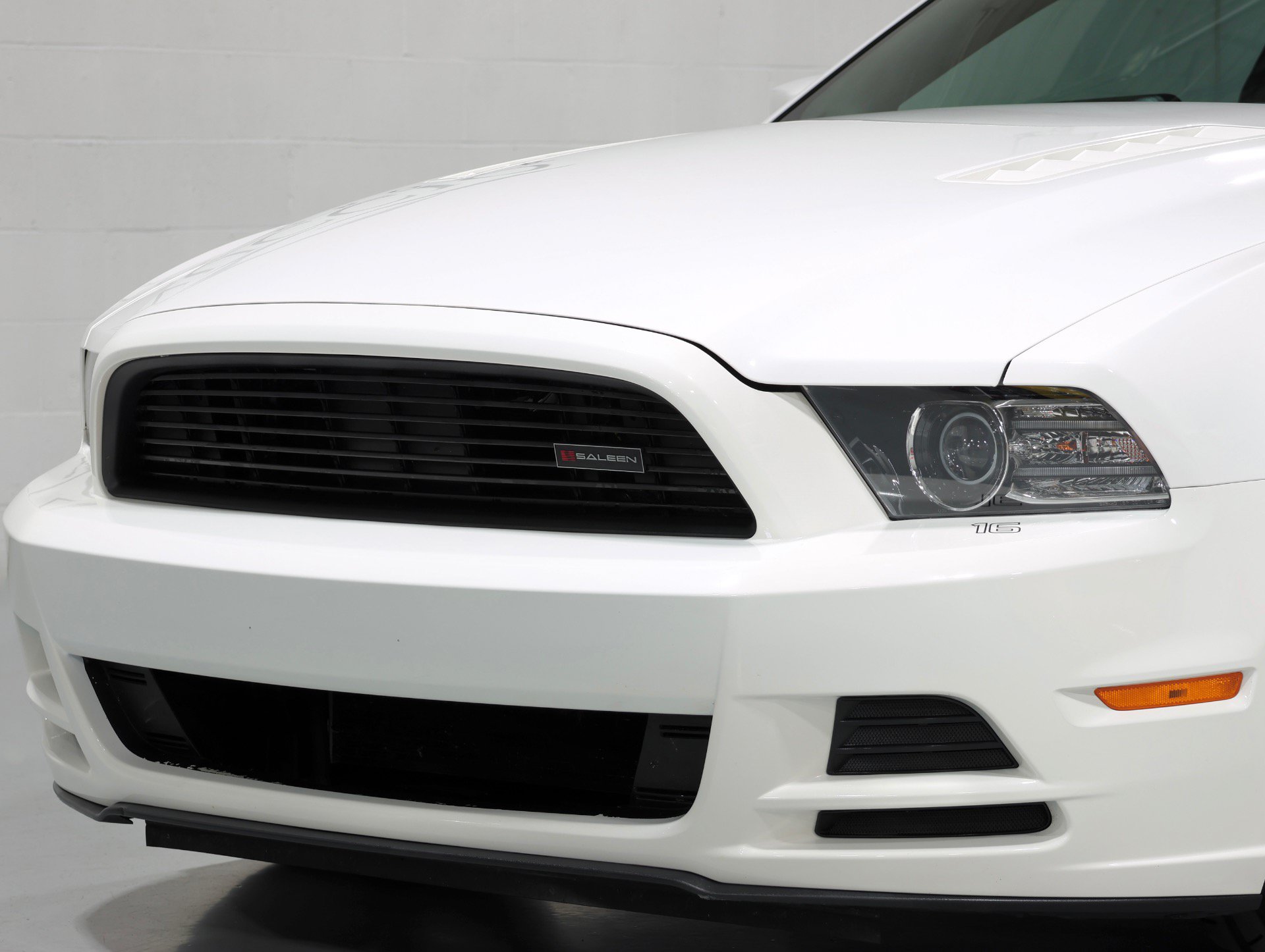 Used 2013 Ford Mustang GT RWD image 33