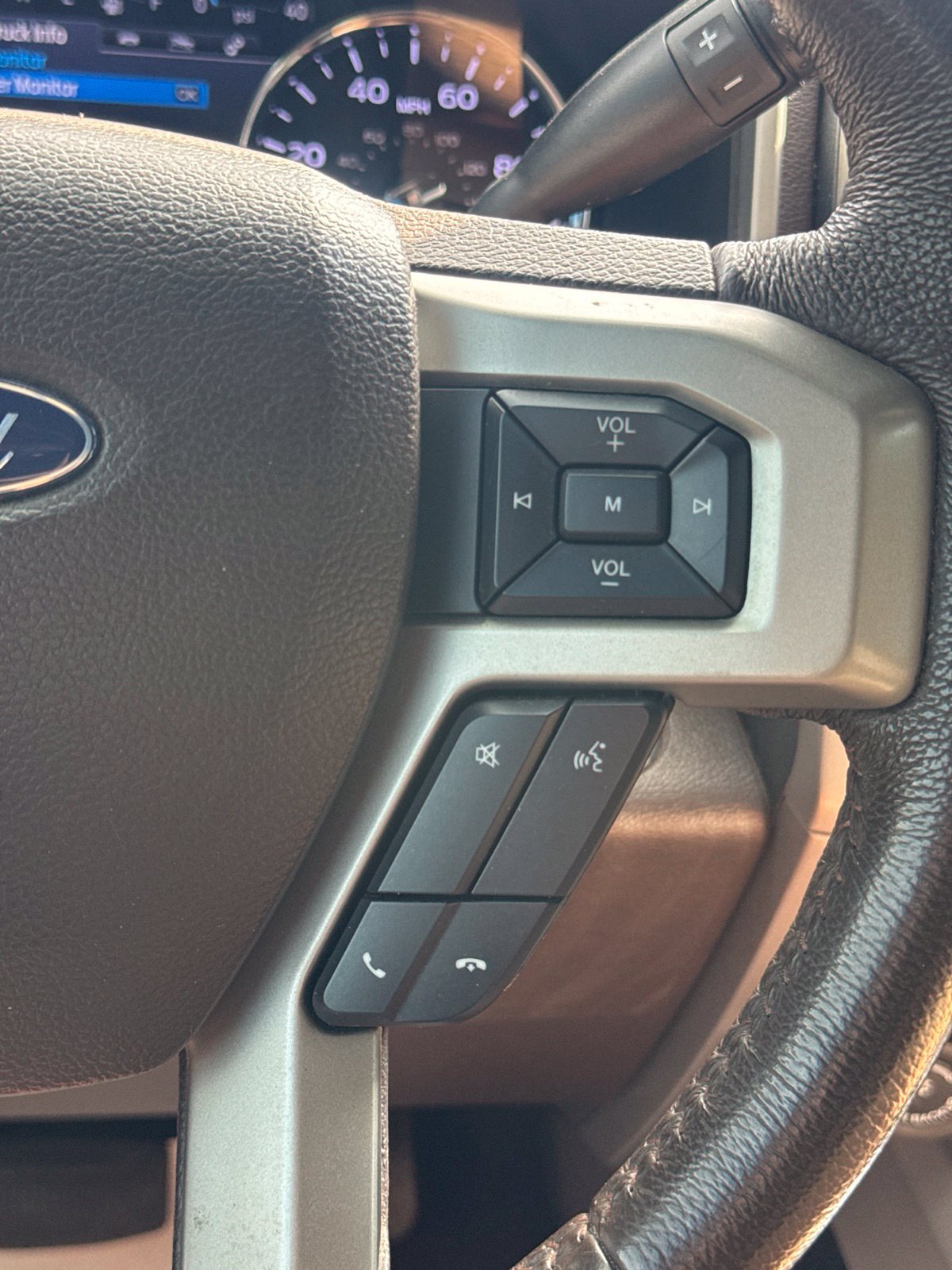 Used 2022 Ford F350 King Ranch w/ King Ranch Ultimate Package AWD/4WD image 28