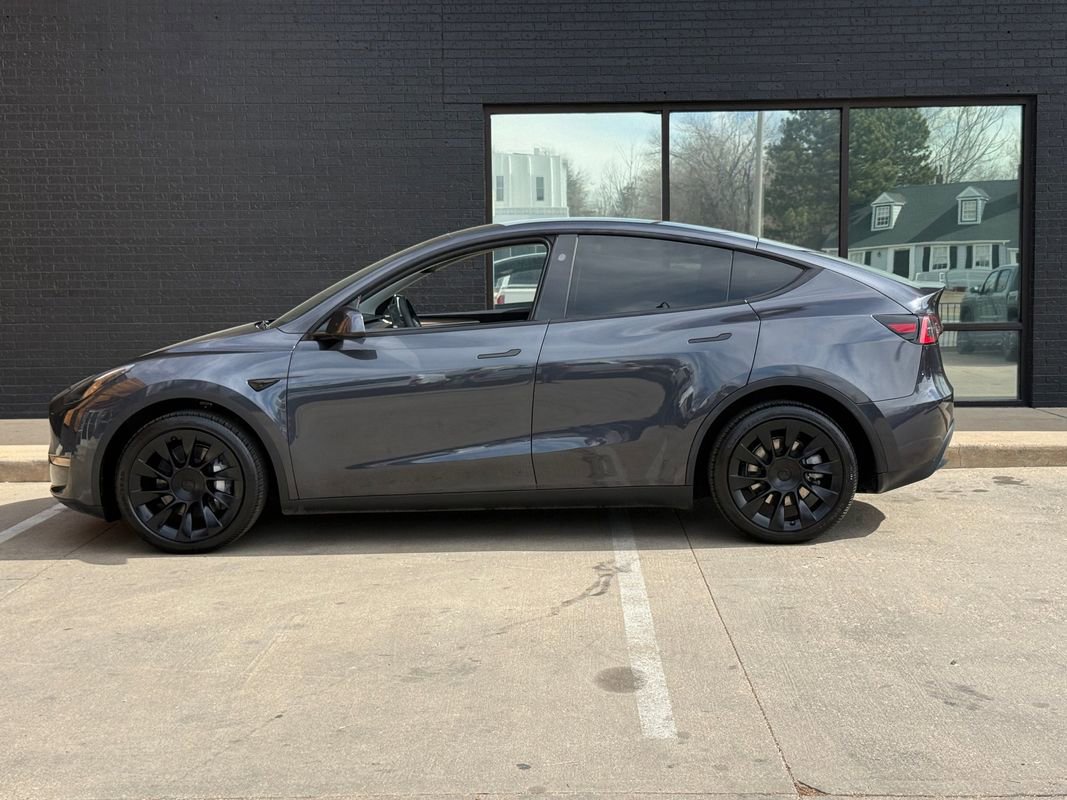 Used 2024 Tesla Model Y Long Range image 15