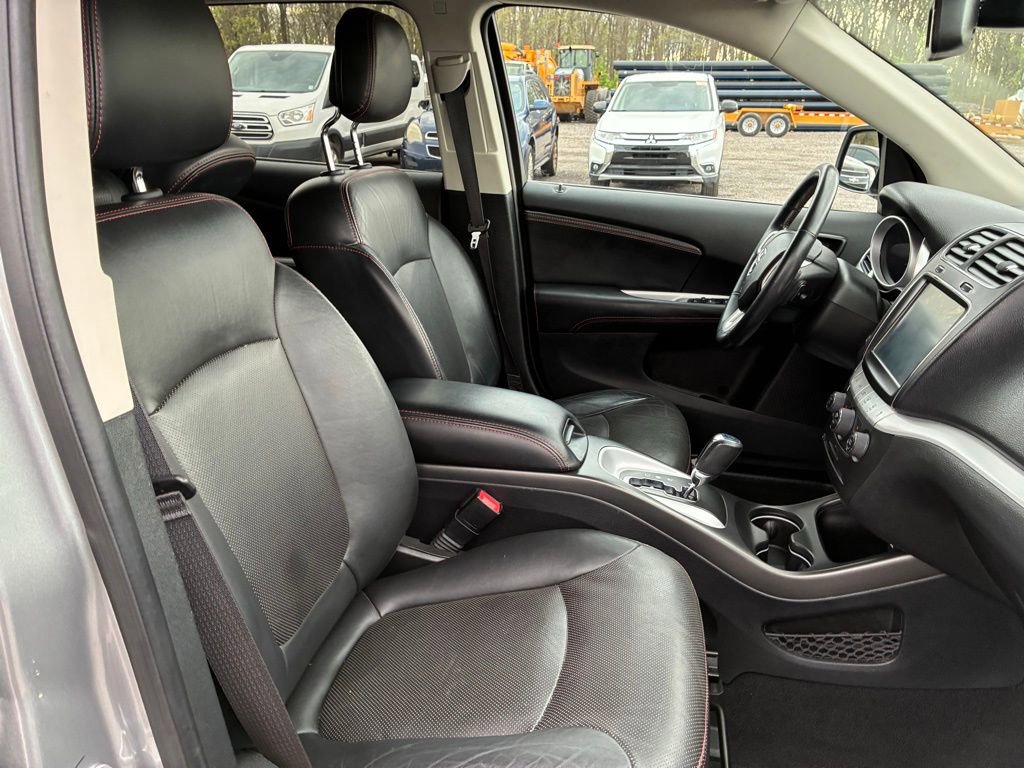 Used 2019 Dodge Journey GT AWD/4WD image 17