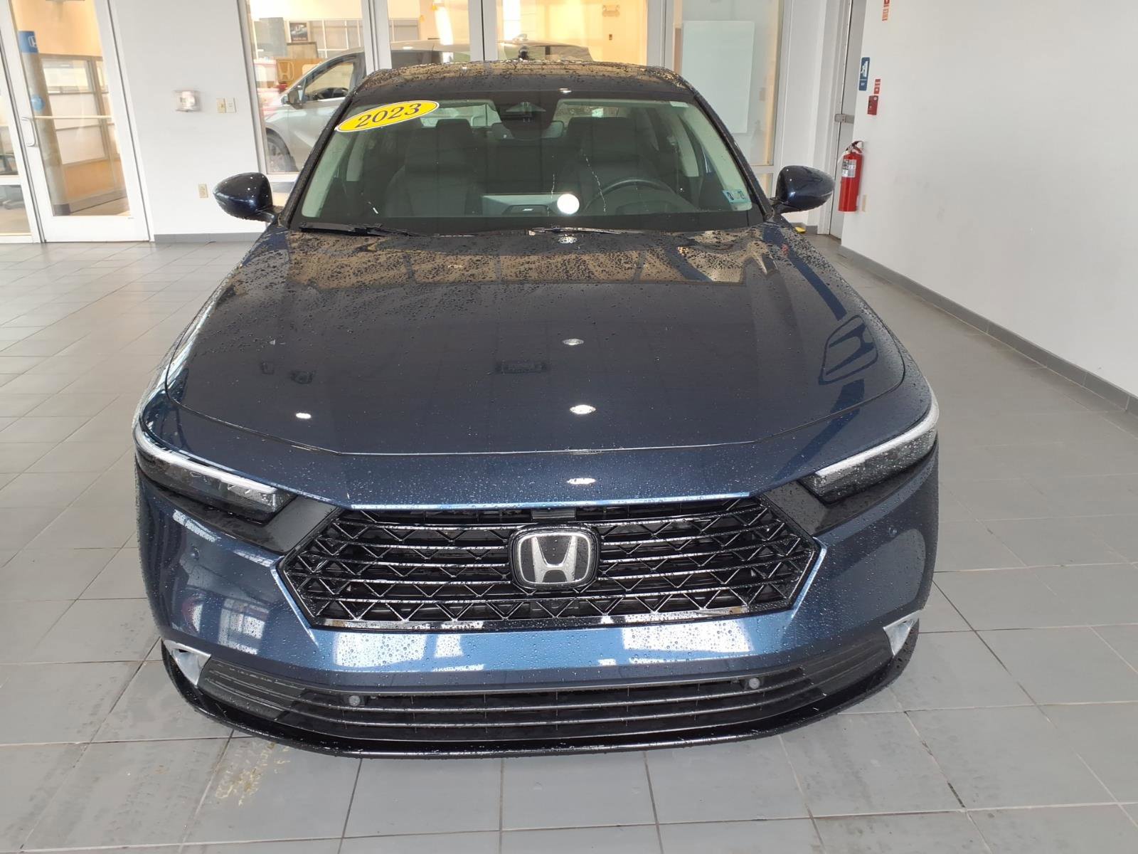 Certified 2023 Honda Accord Touring image 2