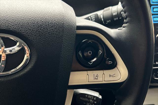 Certified 2018 Toyota Prius Four image 27