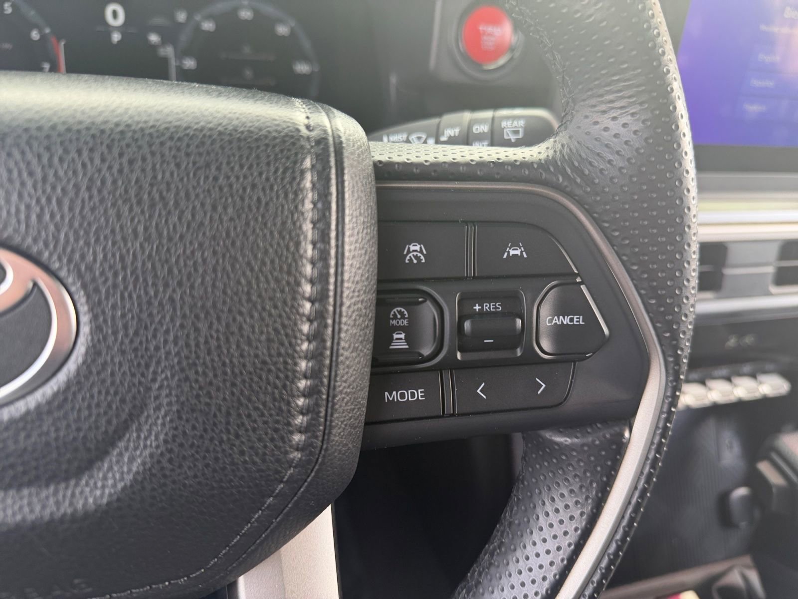 Certified 2025 Toyota 4Runner TRD Off-Road image 19