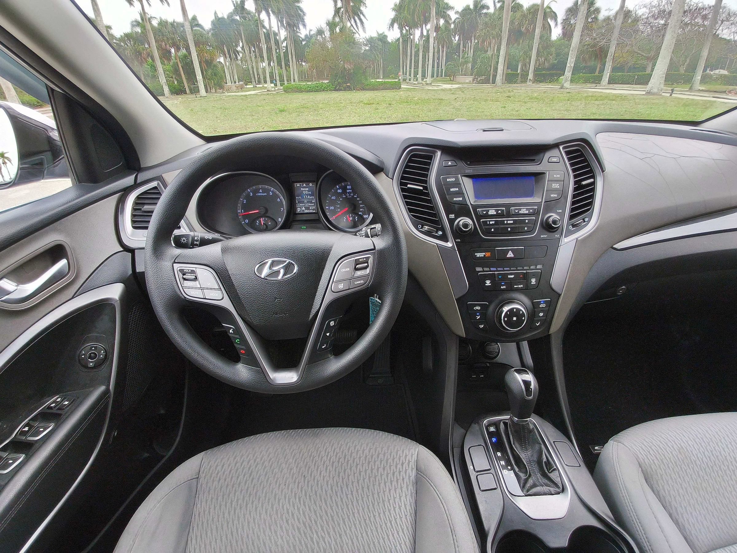 Used 2013 Hyundai Santa Fe Sport FWD image 7