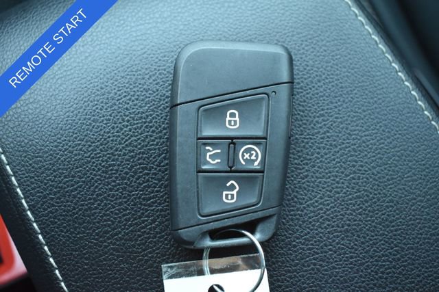 Used 2023 Volkswagen Tiguan SE image 6